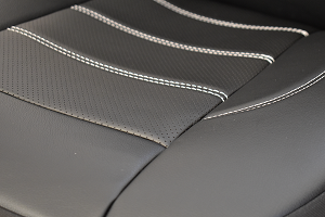 LEATHER KING EXCLUSIVE SEAT COVER SET Manufacturer code: 08650