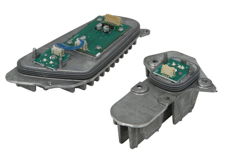 Repair Kit, headlight A31-VT13310-W820 fits Volvo