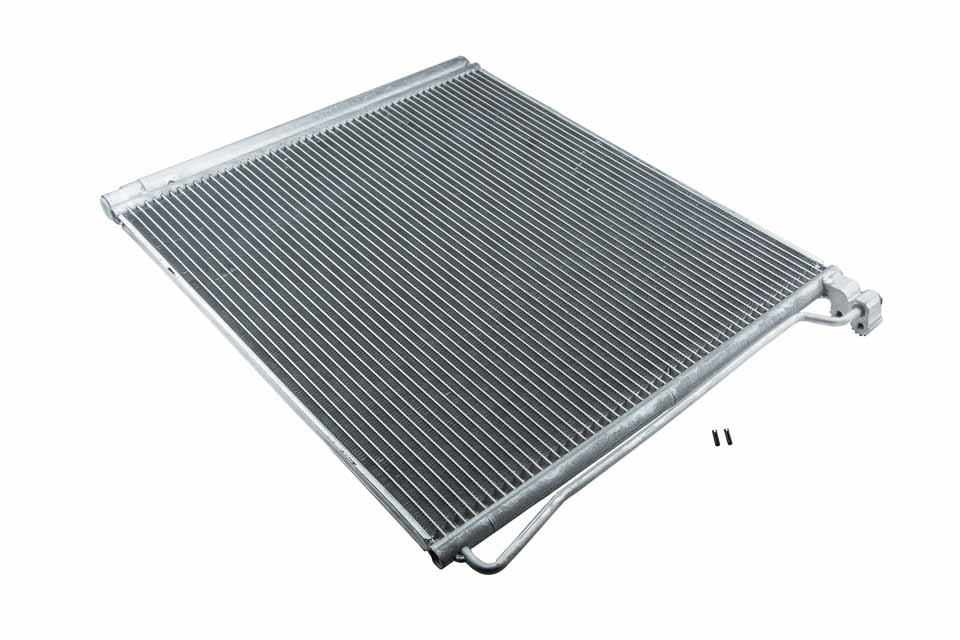 AIR CONDITIONING EVAPORATOR compatible BMW X5 E70 (07-) X5 50D, X5 F15 (13-) X5 50IX, X6 E71-E72 (08-) HYBRID X6, X6 F16-F86 (13-) X6 50IX (W/I DRYER) - CCS-BM-023