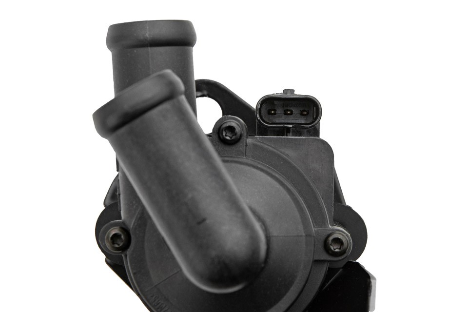 ADDITIONAL WATER PUMP compatible BMW 5 F10/F11/F07 2.0-4.4 2008-10.2010 , 7 F01/F02/F03/F04 3.0-6.0 2007-10.2010 , ROLLS-ROYCE GHOST I 6.6 09-19 , WRAITH 6.6 12-19 , DAWN 6.6 15-19 - CPZ-BM-012