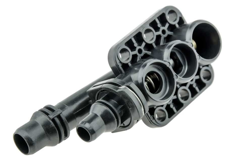 THERMOSTAT with casing compatible BMW 5 E60/E61 520I,523I,525I,530I,535I,540I,545I,550I 03-, 6 E63/E64 630I,645CI,650I 04-, 7 E6 730I,735I,740I,745I750I,760 i 01- CTM-BM-031