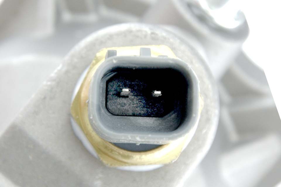 THERMOSTAT with case compatible JEEP RENEGADE 2.4 15-18, DODGE DART 2.0/2.4 12- /WITH SENSOR/ - CTM-CH-023