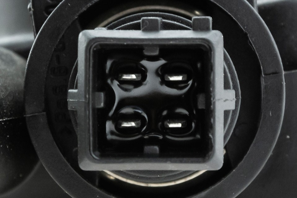 Thermostat with housing compatible ENG 1.9DCI NISSAN PRIMERA, RENAULT GRAND SCENIC II, KANGOO EXPRESS, MEGANE II, SCENIC II, SUZUKI GRAND VITARA II - CTM-RE-020