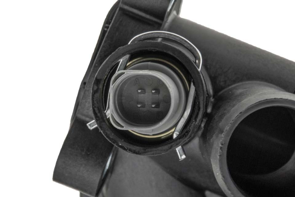 THERMOSTAT with case compatible VW GOLF IV 1.6 02-, BORA 1.6 02-, AUDI A2 1.6 02- CTM-VW-048