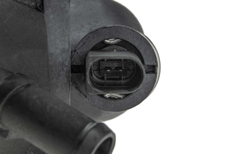 THERMOSTAT with case compatible VW GOLF IV 1.6 02-, BORA 1.6 02-, AUDI A2 1.6 02- CTM-VW-048