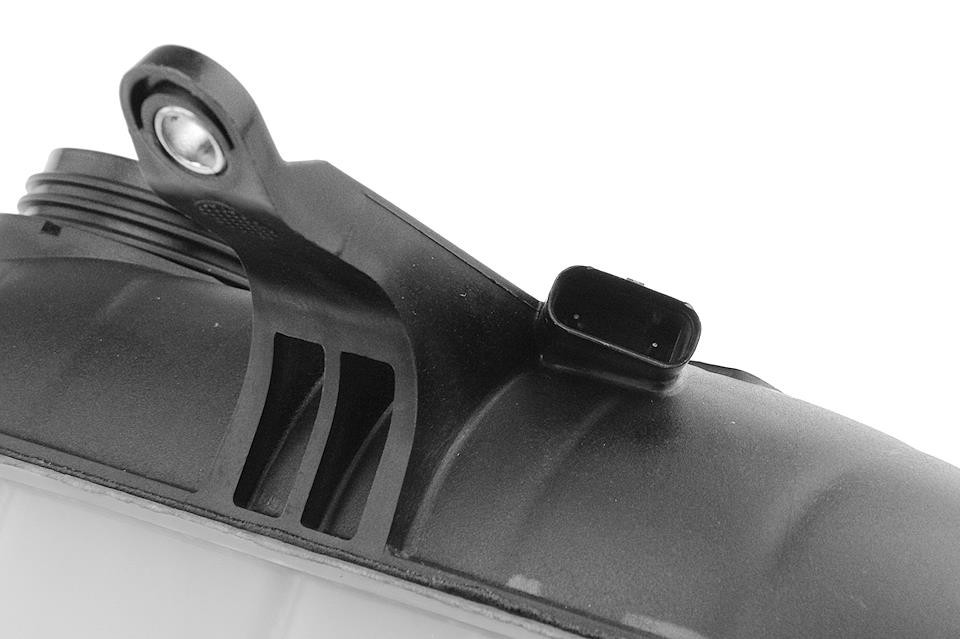 COOLING EXPANSION TANK compatible MERCEDES S CLASS W222 S300, S350, S400, S450, S500 13- / WITH SENSOR /- CZW-ME-024