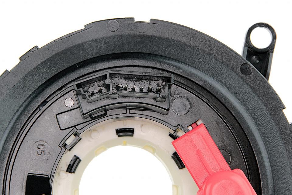 SPIRAL SPRING AIRBAG compatible BMW 5 E60/E61 2003-/WTYCZKA NR 1:1 PIN,WTYCZKA NR 2:6 PINS,WTYCZKA NR 3:6 PINS,WTYCZKA NR 4:7 PINS,WTYCZKA NR 5:2 PINS,WTYCZKA NR 6 :4 PINS/ - EAS-BM-000