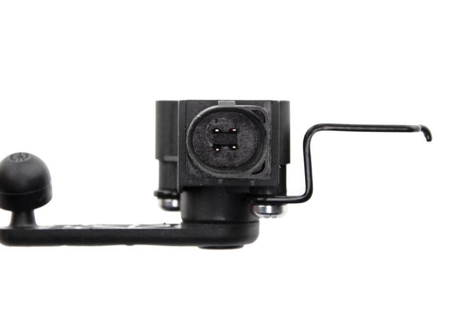 HEADLIGHT LEVEL SENSOR compatible AUDI A1 2010-,A6 2004-,SKODA OCTAVIA II 2004-,SUPERB 2008-,VW GOLF V 2003-,PASSAT B6 2005-/POŁOŻENIE:Z PRZODU/ - ECX-VW-007