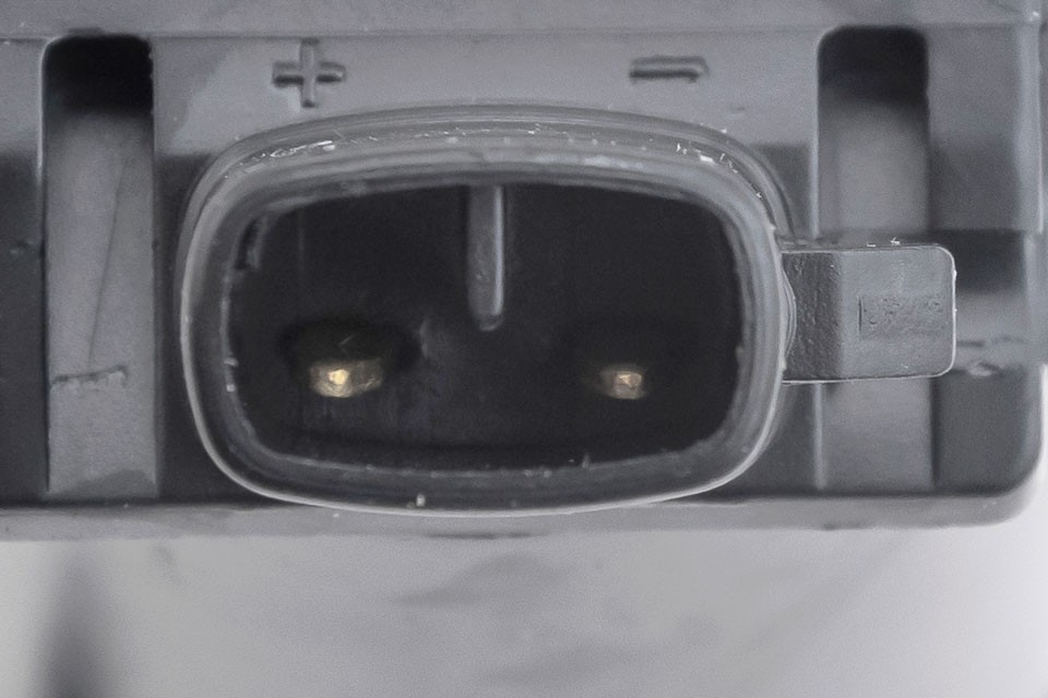 WINDSHIELD WASHER WATER PUMP compatible KIA PICANTO II, SPORTAGE III LIFTBACK/NADWOZIE PEŁNE/SUV/SUV; HYUNDAI I20 II, IX35; 2009- ESP-KA-005