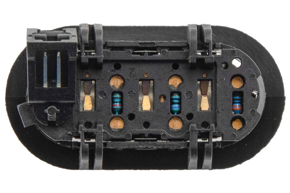 RADIO CONTROL BUTTON compatible CHRYSLER PACIFICA 2004-,SEBRING 2007-,TOWN&COUNTRY 2001-,VOYAGER 2001-,JEEP GRAND CHEROKEE 2005-,COMPASS 2007-,COMMANDER 2006-,DODGE JOURNEY 2009-/LEFT/ - EWS-CH-025
