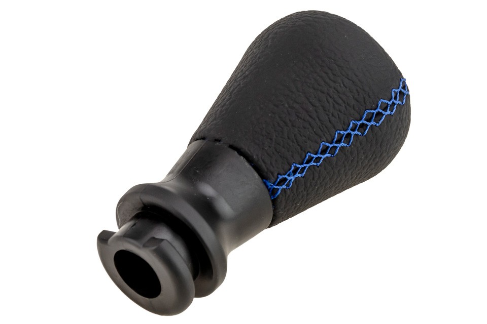 GEAR SHIFT HANDLE compatible PEUGEOT 206/207/307/308/308 II/407/5008/5008 II/PARTNER/CITROEN BERLINGO/C2/C3/C3 II/C3 III/C4/C4 II/C5/C5 II/C5 III /C8/C4 PICASSO/C4 PICASSO II/5 BIEGÓW/-CZARNA SKÓRA + NIEBIESKA NITKA - GZB-PE-012