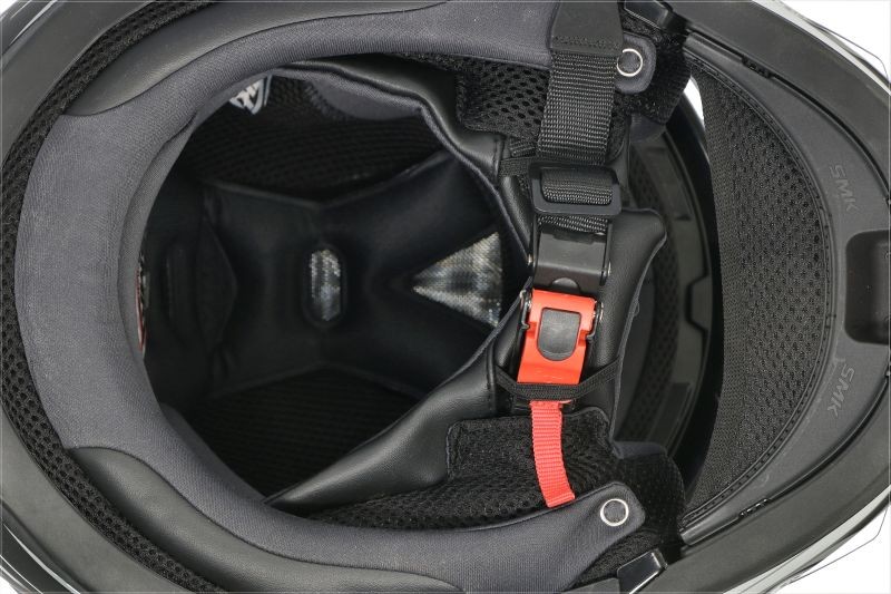 Flip up helmets SMK0100/17/MA216/L
